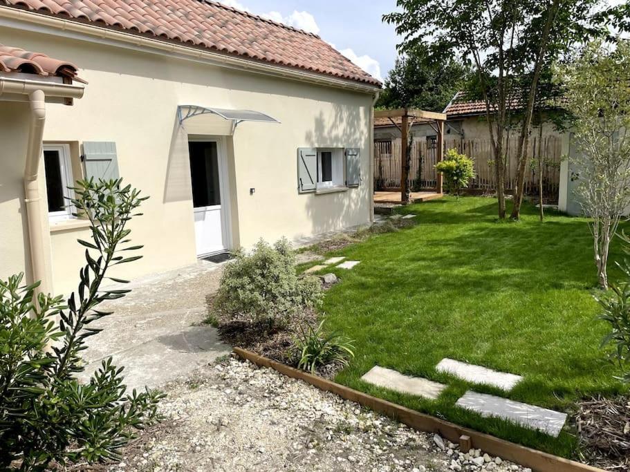 Petite Maison Avec Jardin Au Calme Floirac  Luaran gambar
